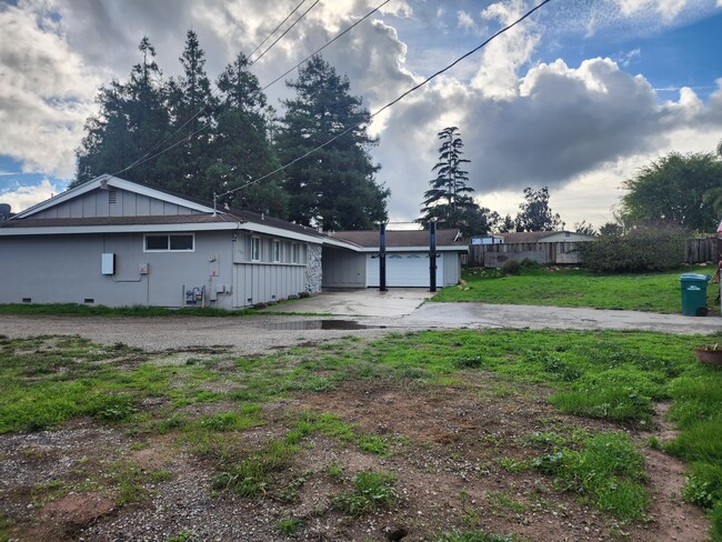 Foto del edificio - 17824 Pesante Rd