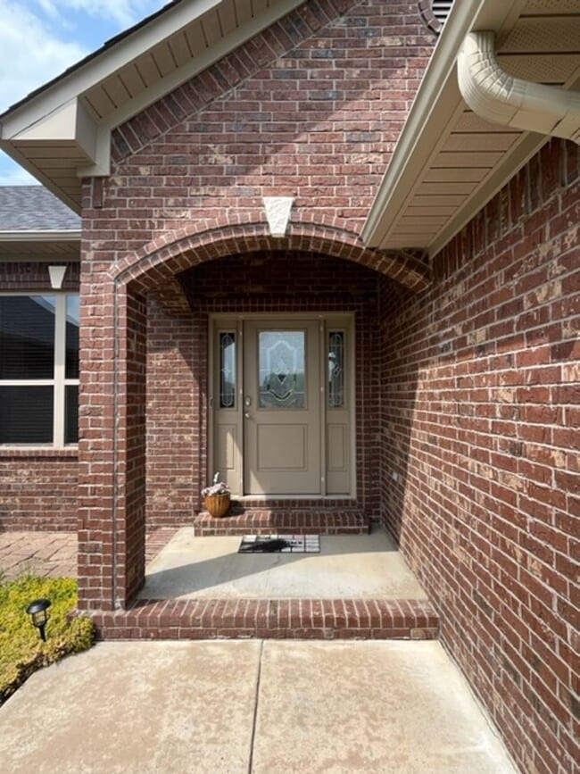 Building Photo - Nice Jacksonville Home Close to Little Roc...