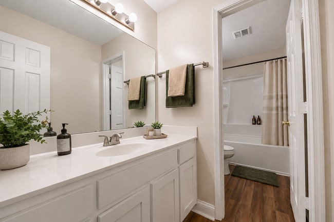 CR Bathroom Furnished - Corder Ridge