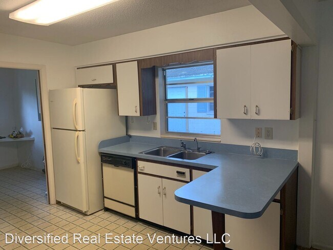Foto del edificio - 3 br, 2 bath House - 2302 S. Lincoln Avenue