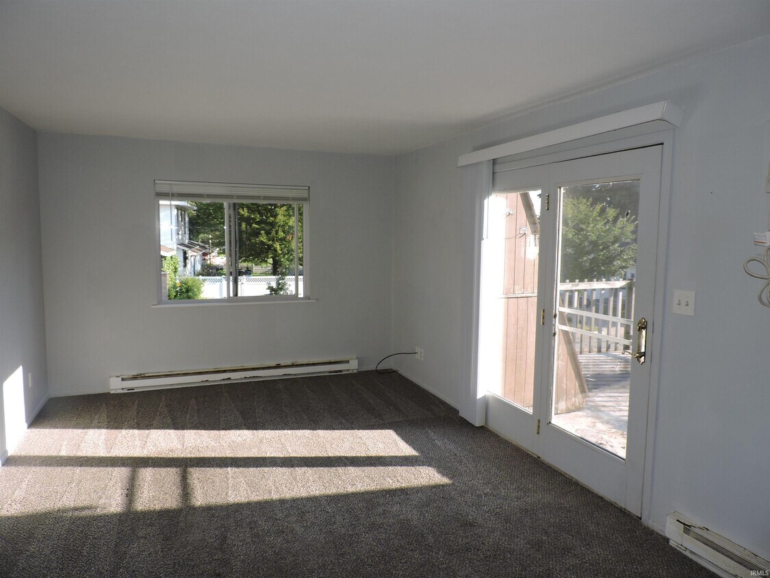 Foto principal - 502 E Plymouth St