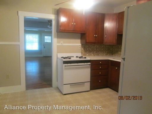 Building Photo - 619 Moro St