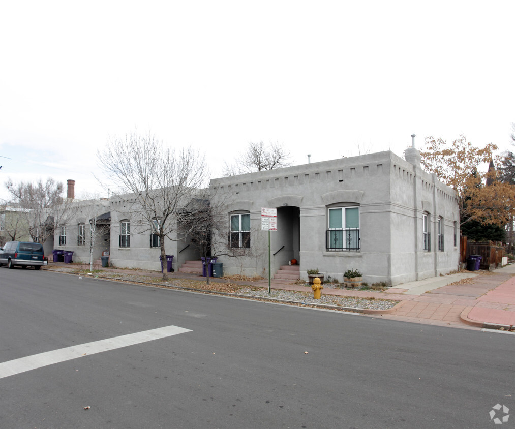 Primary Photo - 500 Cherokee St