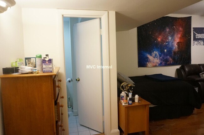 Foto del edificio - Nicely located studio near the Green Line ...