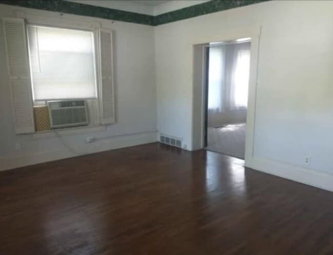 Building Photo - 1245 SW Clay St