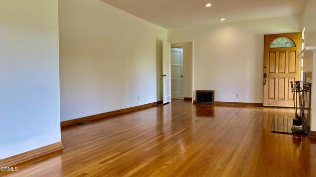 Foto del edificio - 4585 Belita Ln