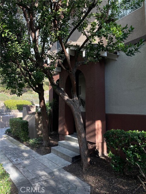 Building Photo - 76 Santa Barbara Ct