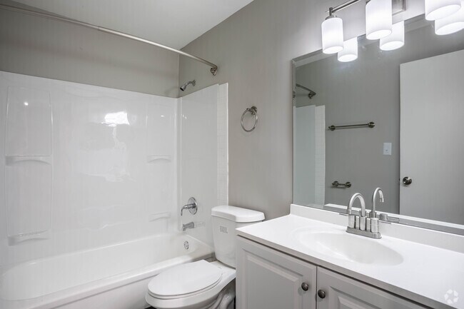 1 Hab, 1 Ba - 598 ft² - Clear Stone Place