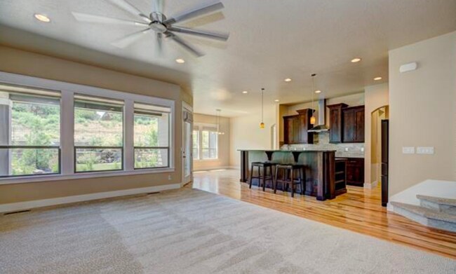 Building Photo - Whitehall