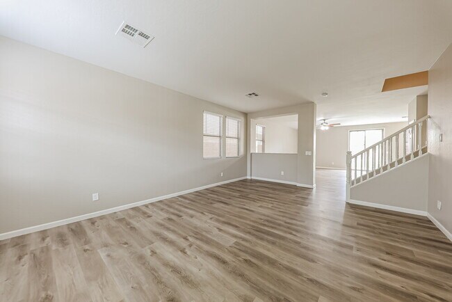 Foto del edificio - 11811 W Foothill Dr