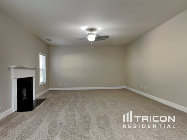 Foto del edificio - 4556 Bellemeade Dr