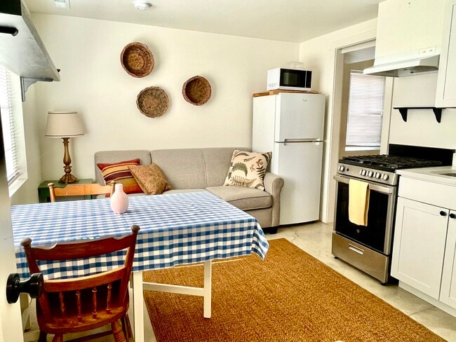 Photo - 765 E 900 S House