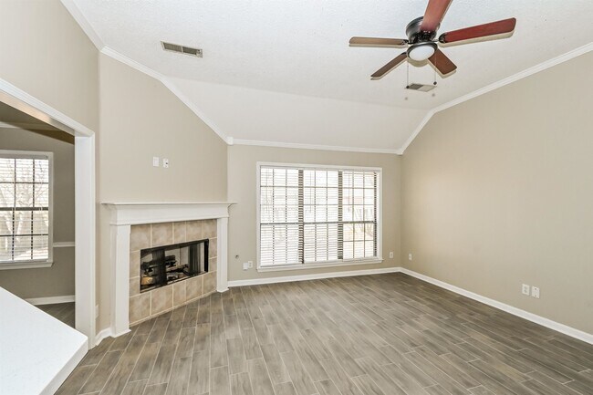 Foto del edificio - 7764 Shadow Glen Ln