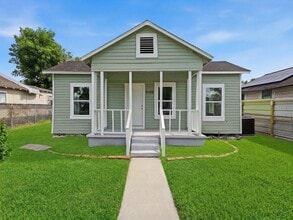 Building Photo - 7128 Avenue K