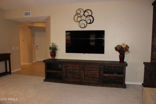 Building Photo - 33575 Dove Lks Dr