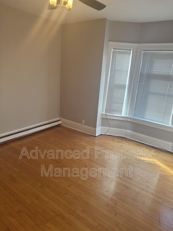 Foto del edificio - 3113 W McKinley Blvd