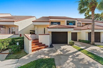 Building Photo - 204 Sea Oats Dr