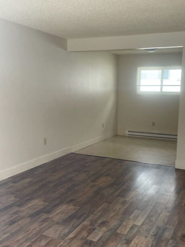Foto del edificio - 1502 Ernest Ave