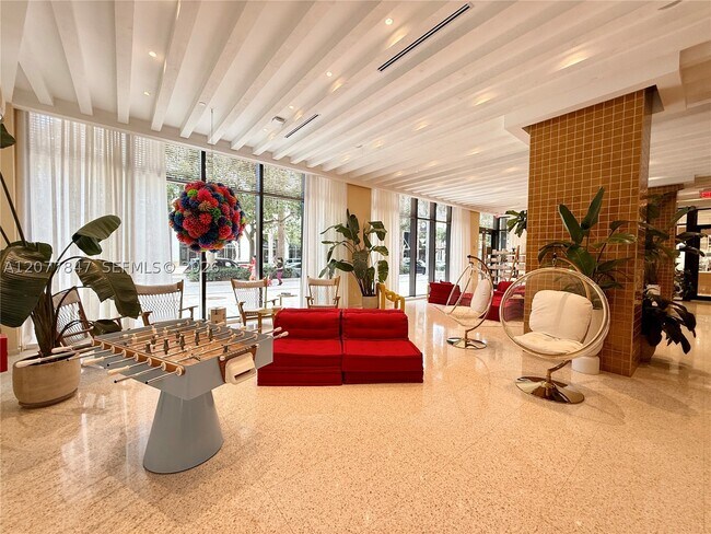 Foto del edificio - 90 NE 32nd St