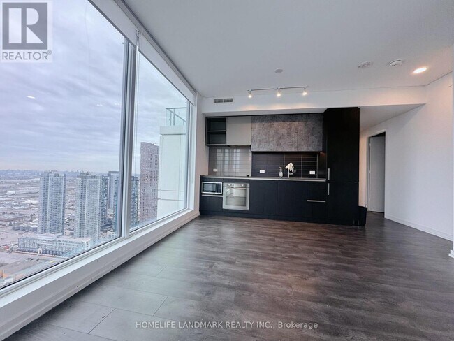 Photo du bâtiment - 7890 Jane St