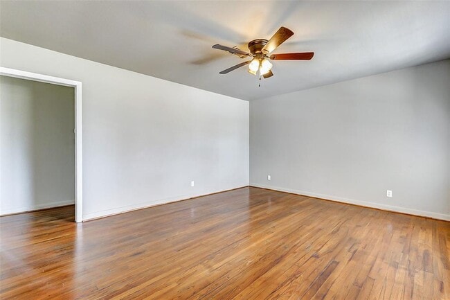 Building Photo - 6763 Glen Rock Dr