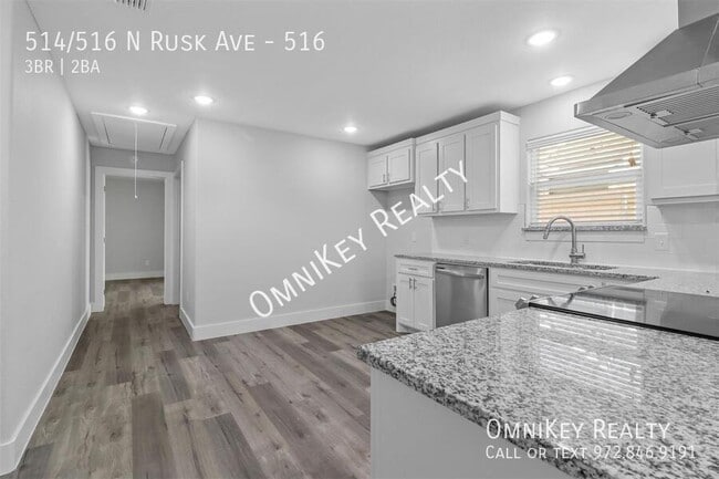 Building Photo - 514/516 N Rusk Ave-516