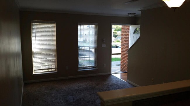 Foto del edificio - 415 Marquis Ave