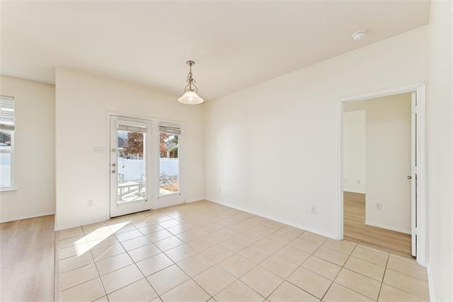 Foto del edificio - 9108 Blackstone Dr