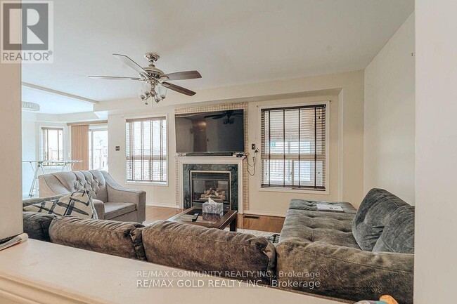 Photo du bâtiment - 10 Squirreltail Way