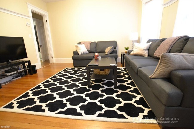 Foto del edificio - 3 br, 2 bath  - 28 Matchett St