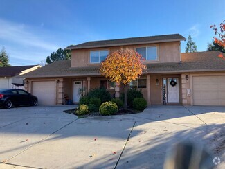 Building Photo - 1045-1047 Monterra Ln