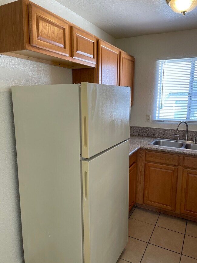 Kitchen - 3777 41st St
