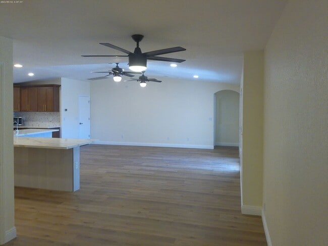 Building Photo - Stunning Lake Havasu Rental 4 BR/ 3BA Pool Home Backing to Park