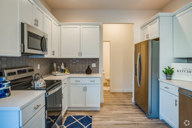 3HAB, 3BA - 1840SF - Luxana