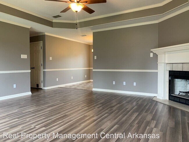 Foto del edificio - 3 br, 2 bath House - 11 Newcastle Dr.