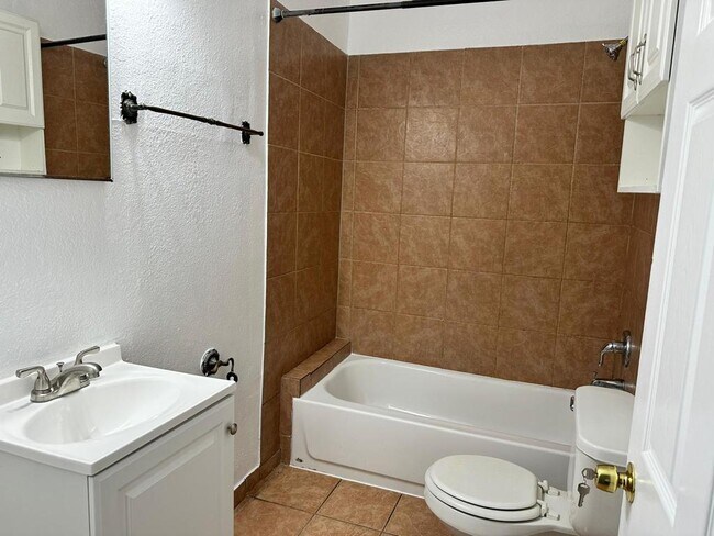 Foto del edificio - 2701 N 18TH St