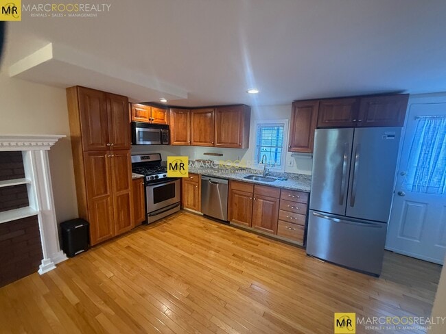 Building Photo - 5 Clarken Ct