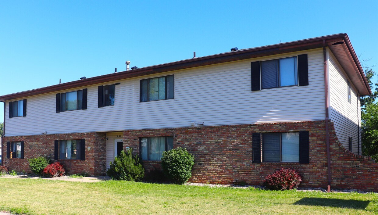 Foto principal - 890 Grand Ave