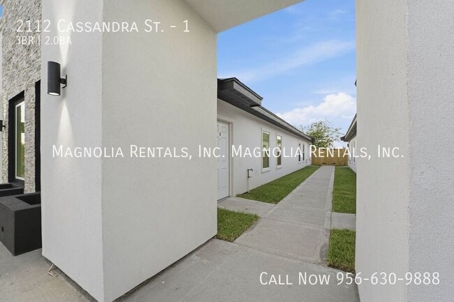 Building Photo - 2112 Cassandra St