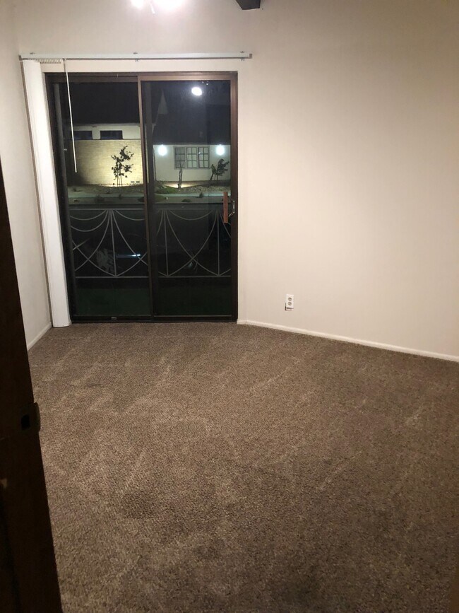 Foto del edificio - 220 E 600 S