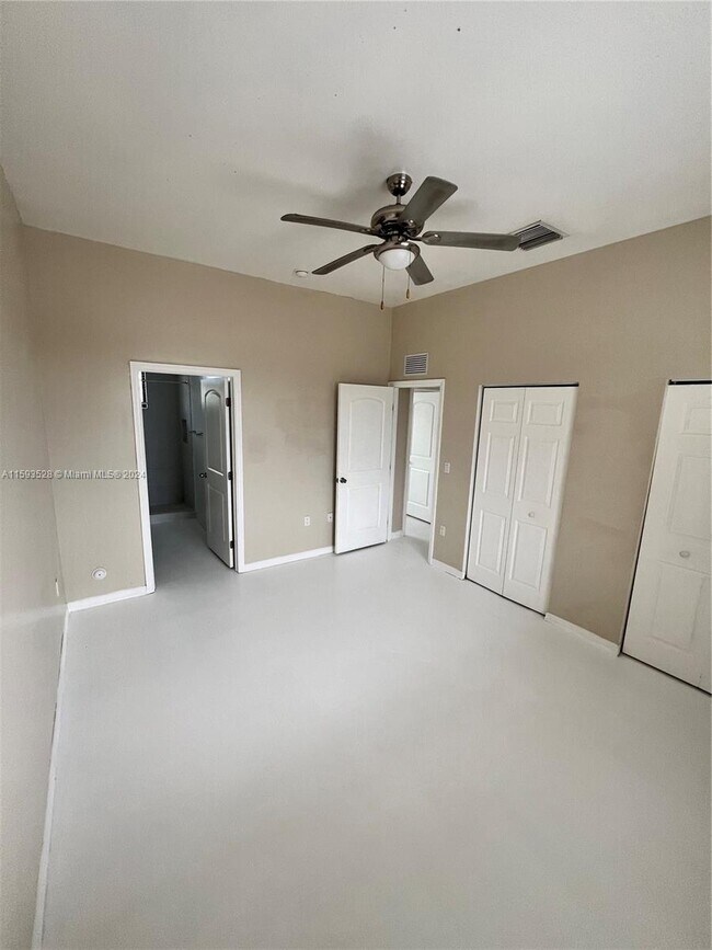 Foto del edificio - 10255 SW 178th St
