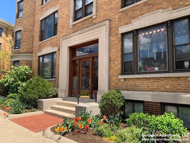 Foto del edificio - 1775 Massachusetts Ave