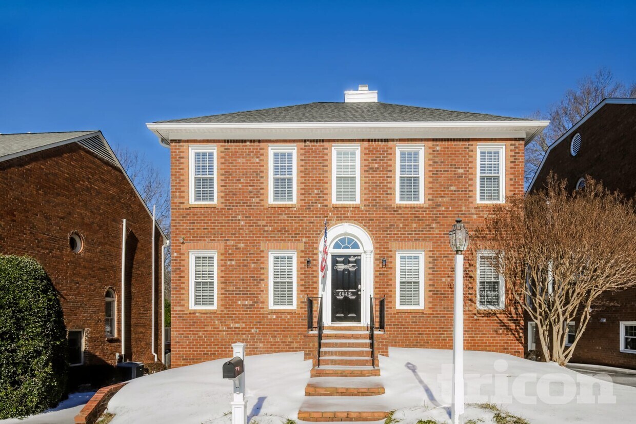 Foto principal - 6013 Rittenhouse Rd