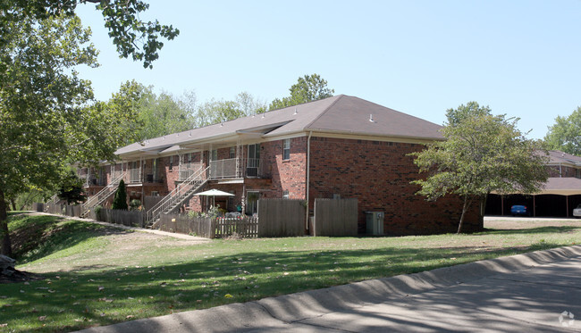 Exterior de la galería - Eagle Creek Court