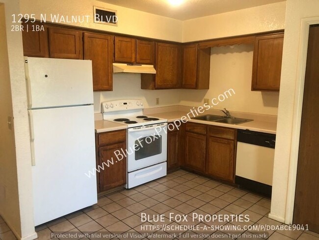 Building Photo - 1295 N Walnut Blvd
