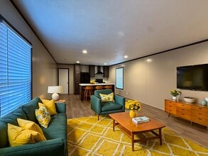 Building Photo - 601 Kathy St