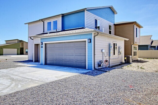 Foto del edificio - Beautiful Brand-New 3 Bedroom Home Near the Colorado River & Trail System