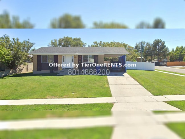 Charming 4-Bedroom Home with Hardwood Floo... - Charming 4-Bedroom Home with Hardwood Floo...
