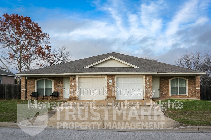 203 Dale Earnhardt Dr Unit B, Harker Heights, TX 76548 Condo for Rent