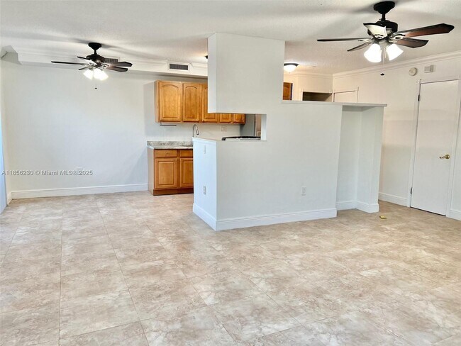 Foto del edificio - 15840 SW 90th Ct
